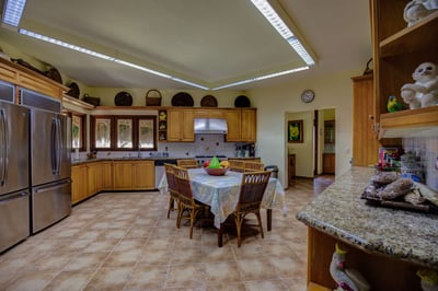 Luxury Villa Photo #28