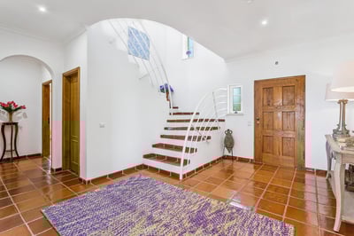 Luxury Villa Photo #15