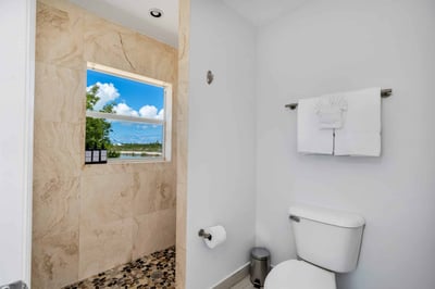 Luxury Villa Photo #24