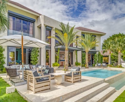 Luxury Villa Photo #9