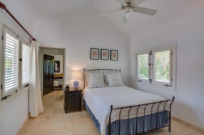 Luxury Villa Photo #41