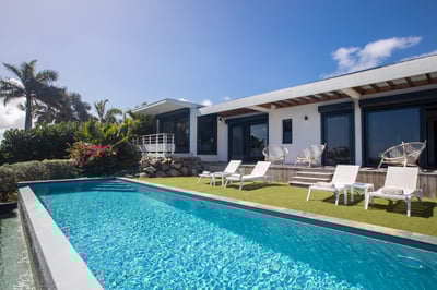Luxury Villa Photo #3