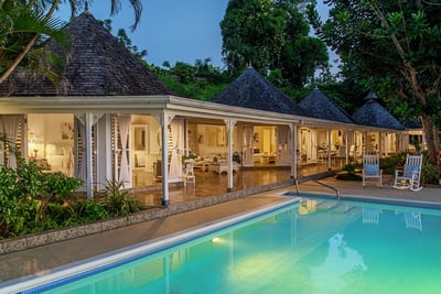 Luxury Villa Photo #3