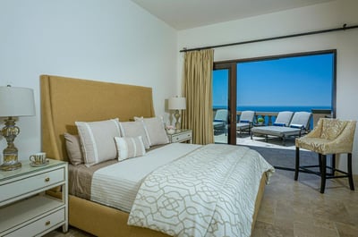 Luxury Villa Photo #41