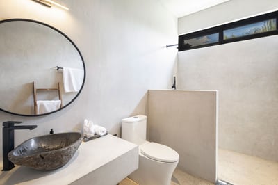 Luxury Villa Photo #43