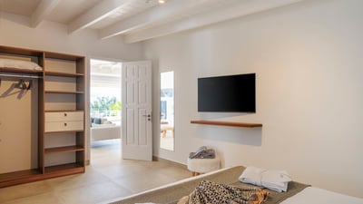 Luxury Villa Photo #47