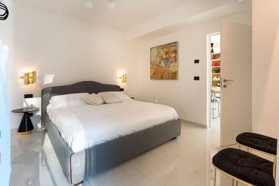 Luxury Villa Photo #51