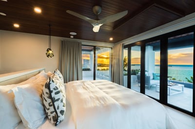 Luxury Villa Photo #27