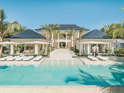 Luxury Villa Photo #3