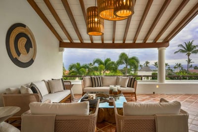Luxury Villa Photo #10