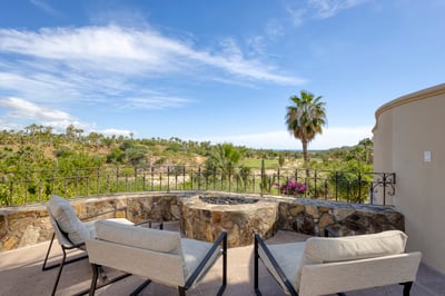 Luxury Villa Photo #3