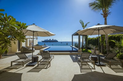 Luxury Villa Photo #13