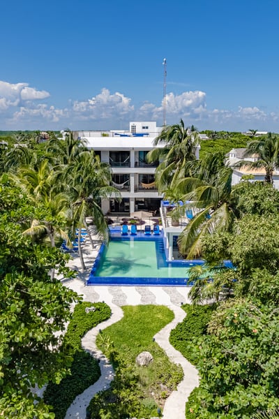 Luxury Villa Photo #8