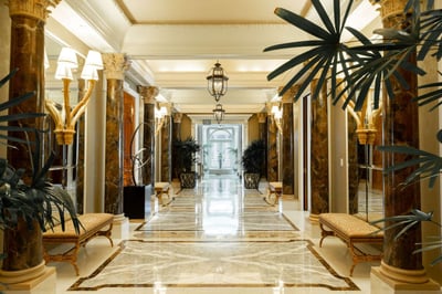 Luxury Villa Photo #4