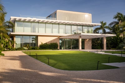 Luxury Villa Photo #2
