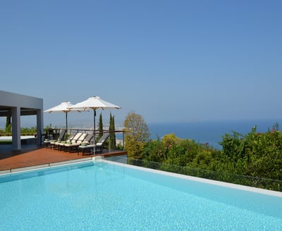 Luxury Villa Photo #2