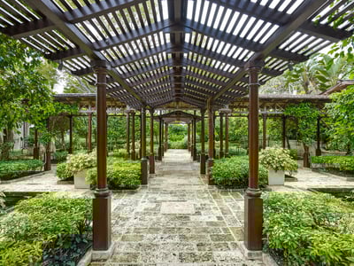 Luxury Villa Photo #5