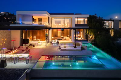 Luxury Villa Photo #2