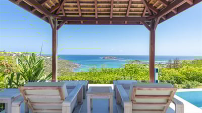 Luxury Villa Photo #6