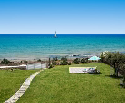 Luxury Villa Photo #5