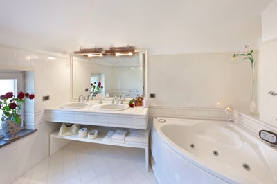 Luxury Villa Photo #22