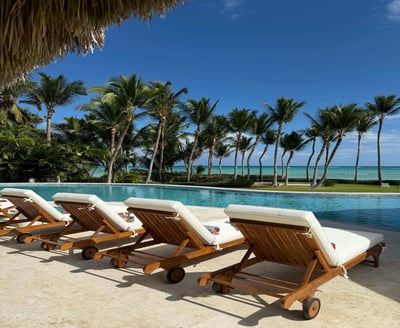 Luxury Villa Photo #2