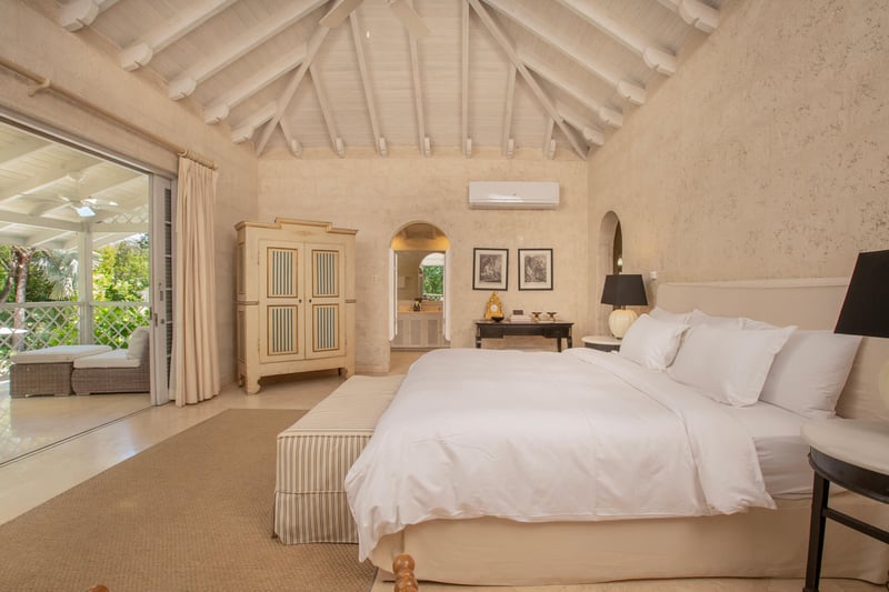 Bluff House and Cottage