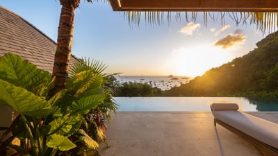 Luxury Villa Photo #9