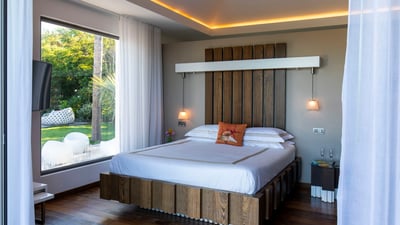 Luxury Villa Photo #39