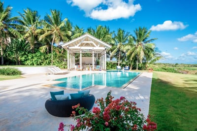 Luxury Villa Photo #7
