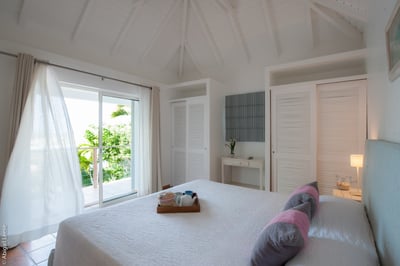 Luxury Villa Photo #12