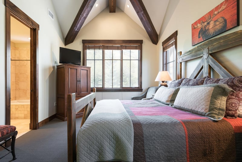 Silver Star 6 BDM Cottage with Spa