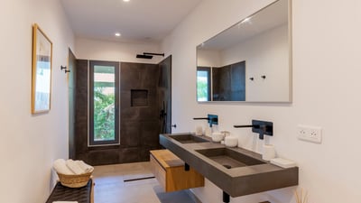 Luxury Villa Photo #28