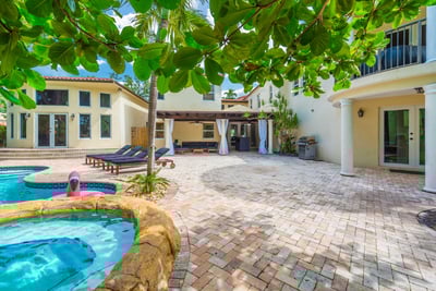Luxury Villa Photo #5