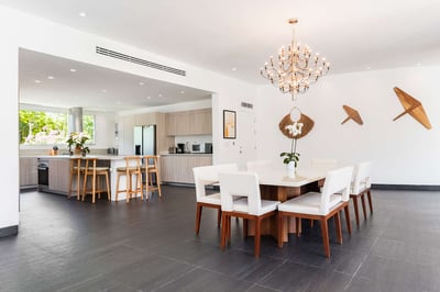 Luxury Villa Photo #13