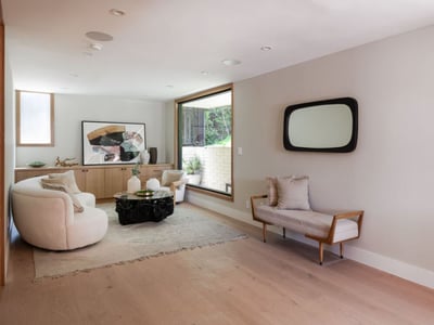 Luxury Villa Photo #17