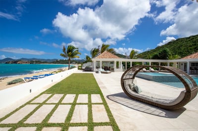 Luxury Villa Photo #12