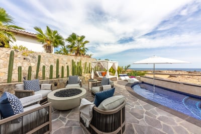 Luxury Villa Photo #14