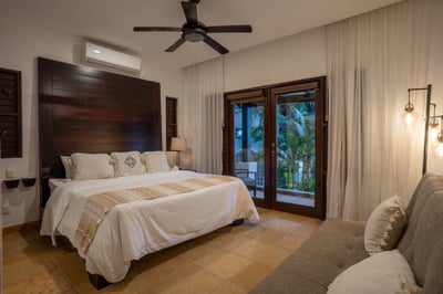 Luxury Villa Photo #87
