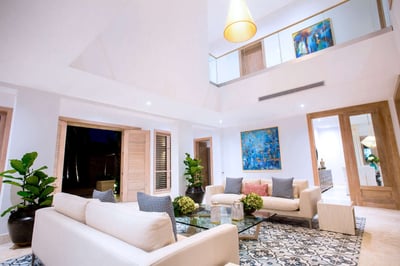 Luxury Villa Photo #23