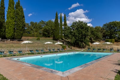 Luxury Villa Photo #5