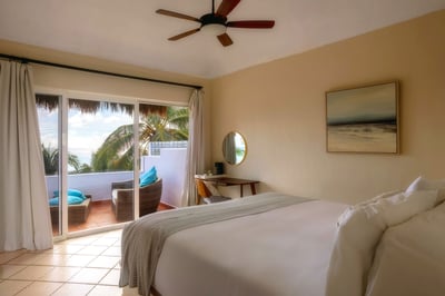 Luxury Villa Photo #27