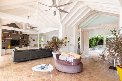 Luxury Villa Photo #23