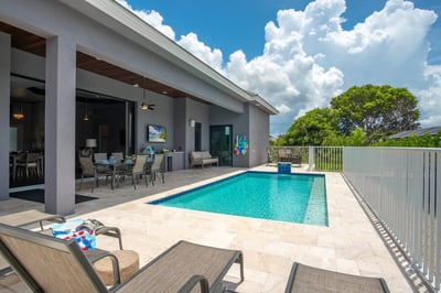 Luxury Villa Photo #2