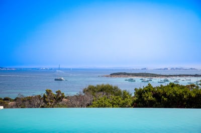 Luxury Villa Photo #4