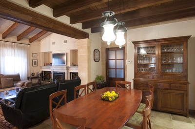 Luxury Villa Photo #25