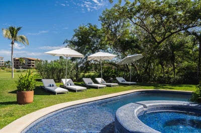 Luxury Villa Photo #2