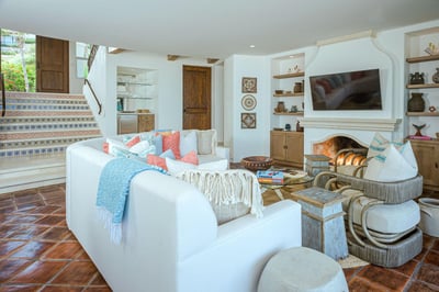 Luxury Villa Photo #25