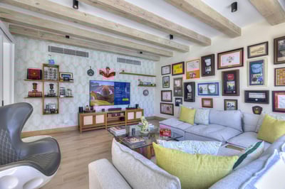 Hacienda B21 — A Cozy Family Escape