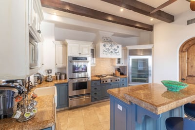 Luxury Villa Photo #36